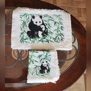 Panda placemats and napkins